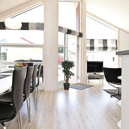 8 Person Holiday Home In Gro Enbrode Großenbrode Exteriér fotografie